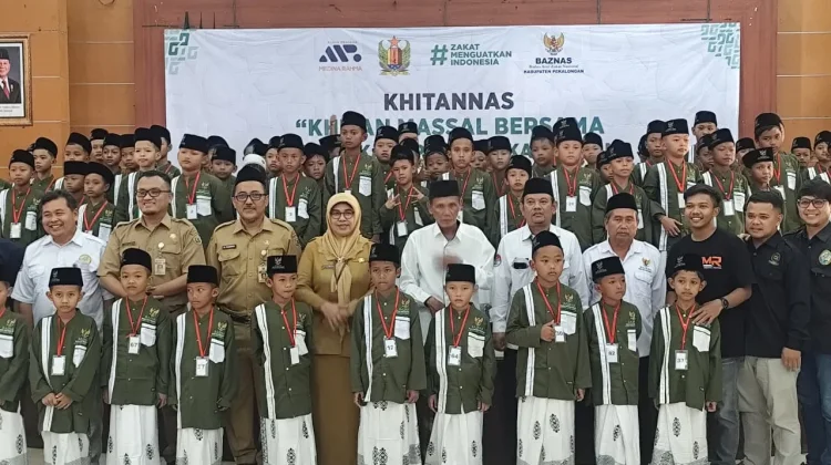 Khitanan Massal, Baznas Kabupaten Pekalongan Bantu 100 Anak Keluarga Kurang Mampu