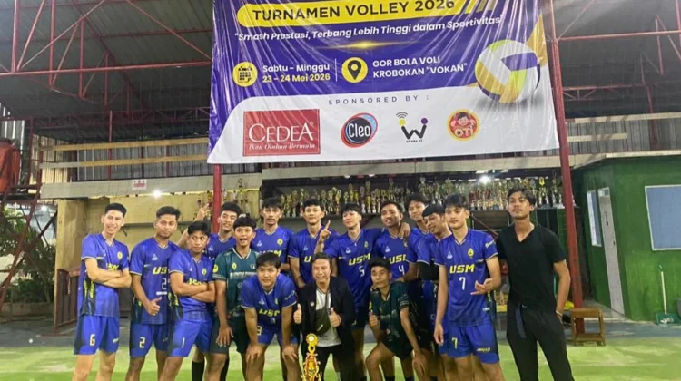 Turnamen Voli, Tim Putra dan Putri Universitas Semarang Kompak Raih Gelar Juara