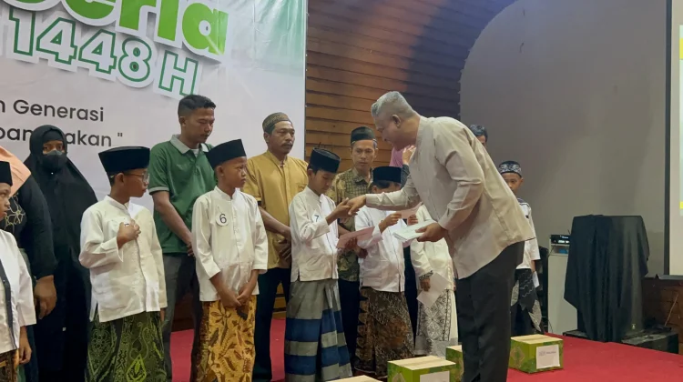 Khitan Ceria Muharram Tebar Kepedulian bagi Anak Yatim di Pekalongan