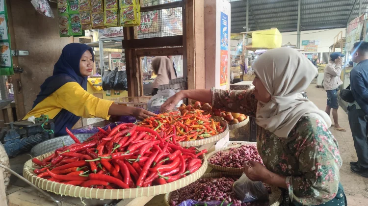 MBG Libur, Harga Kebutuhan Pokok di Pekalongan Mulai Turun