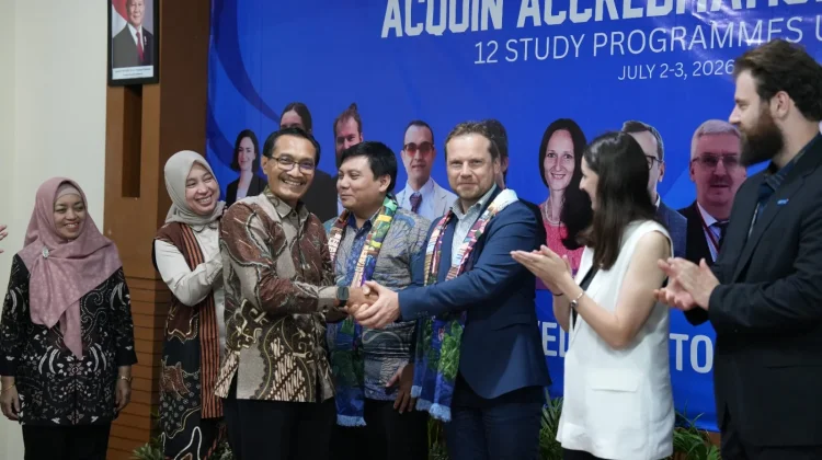 UPGRIS Perguruan Tinggi Pertama Jateng Tempuh Akreditasi Internasional ACQUIN