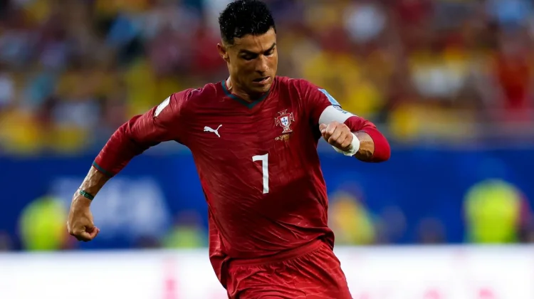 Impian Cristiano Ronaldo Angkat Trofi Piala Dunia Kandas