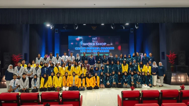 Workshop RRI Semarang Perkuat Pemahaman Penyiaran Publik bagi Peserta Magang