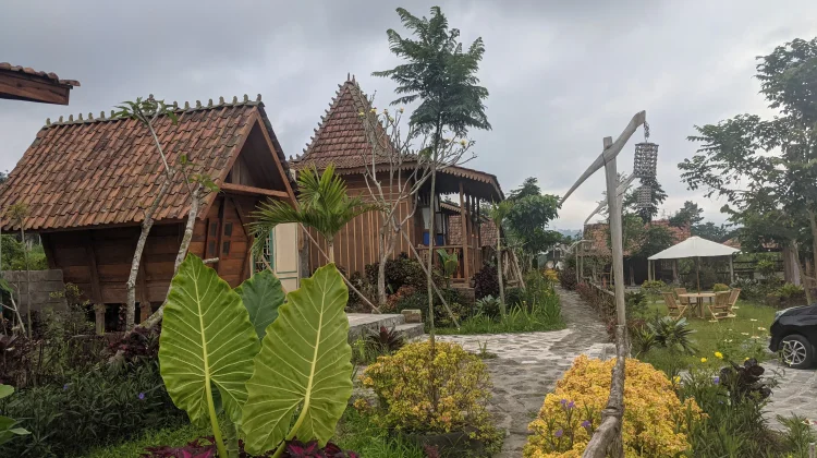 Ini Alasan Mengapa Anda Sangat Butuh Staycation Akhir Pekan