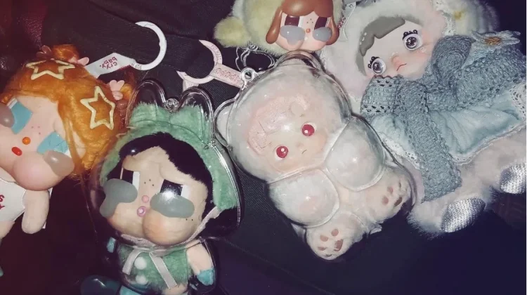Tren Bag Charm Lucu yang Digemari Berbagai Kalangan
