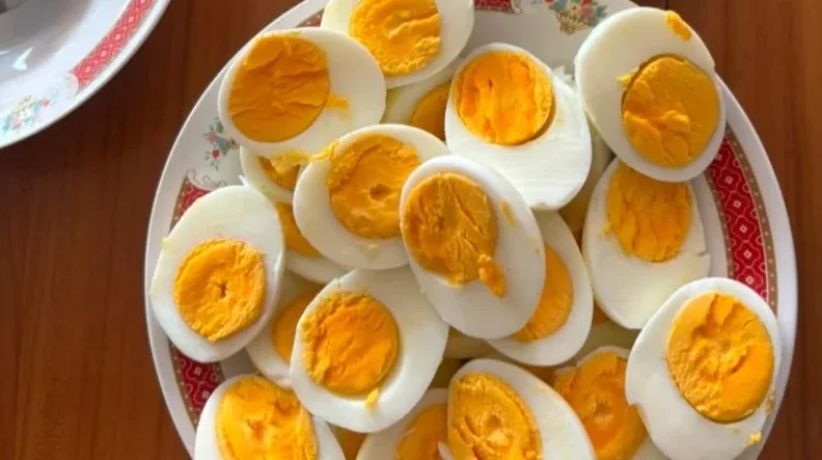 Cara Merebus Telur dengan Hasil Sempurna