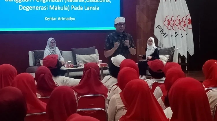 Bulan Kemanusiaan, PMI Semarang Berikan Layanan Kesehatan Paripurna bagi Lansia