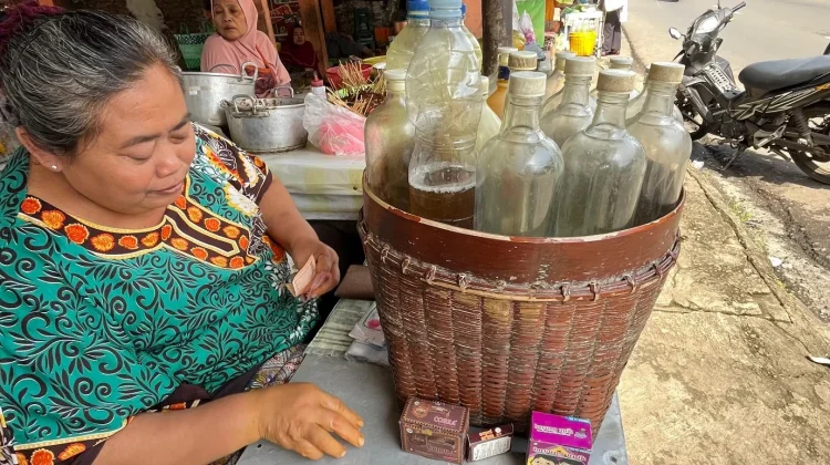 Jamu Gendong, Warisan Tradisi yang Tak Lekang oleh Waktu