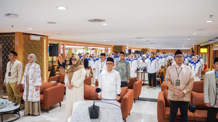 ParagonCorp Berangkatkan Umrah 135 Karyawan, Menteri Haji Beri Apresiasi