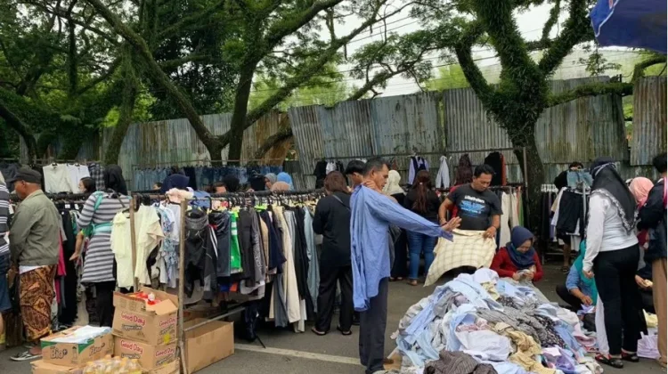 Tren Thrifting Dorong Gaya Hidup Berkelanjutan