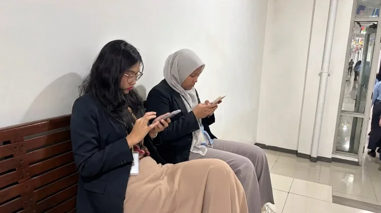 Di Balik Kemudahan Media Sosial, Interaksi Langsung Tetap Dibutuhkan