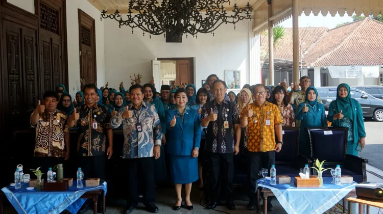 Salatiga Luncurkan Sekolah Lansia "Si Daya", Inovasi Menuju Kota Ramah Lansia