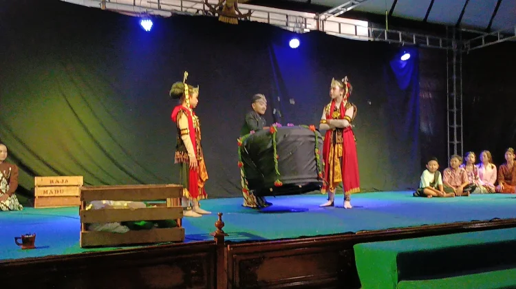 Tanamkan Kepercayaan Diri, Disdikbud Batang Gelar Festival Teater Bocah