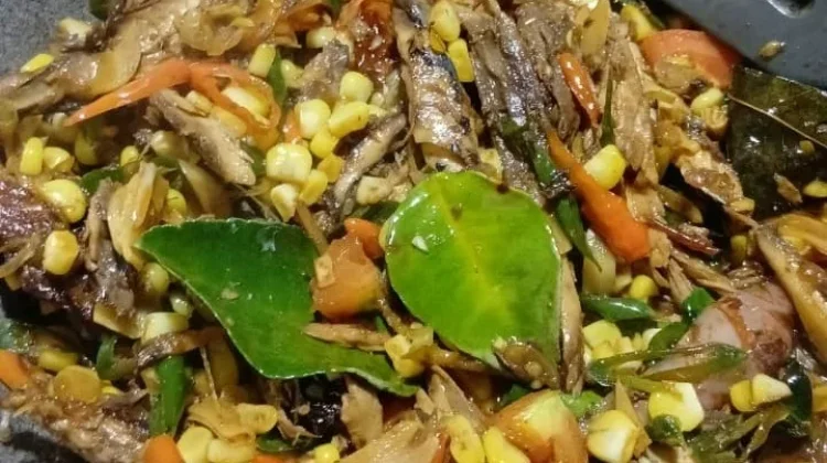 Resep Oseng Tongkol Suwir yang Menggugah Selera