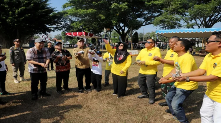 Bupati Cup 2026 Ramaikan Alun-alun Purworejo, Ratusan Kicau Mania Adu Gaya