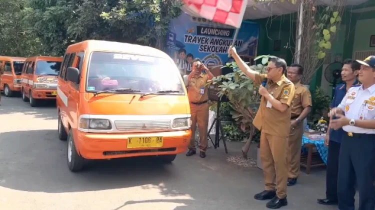 Tekan Kemacetan dan Kecelakaan, Pati Luncurkan Trayek Angkutan Sekolah Pelajar