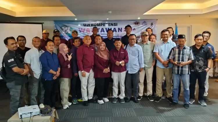 UKW Angkatan 42 PWI Jateng-Semen Gresik Tambah 17 Wartawan Kompeten