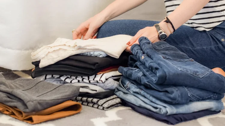 Kenali Fast Fashion dan Dampaknya
