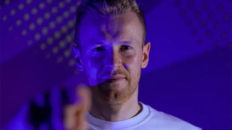 PSIM Yogyakarta Resmi Rekrut Gelandang Polandia Adrian Purzycki