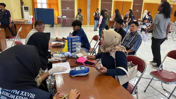 Jaga Kesehatan Warga Kendal, USM Hadirkan Donor Darah dan Cek Kesehatan Gratis