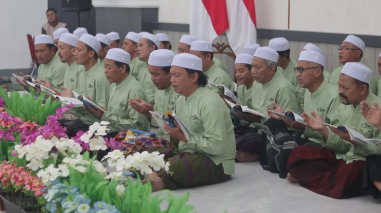 Atasi Rasa Jenuh dan Bosan, Warga Binaan Lapas Semarang Sibukkan Diri di Pesantren