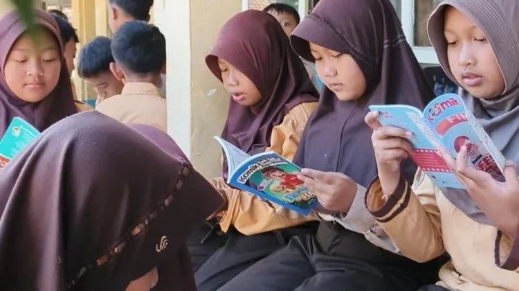 Dukung Literasi Anak, PT JWI Salurkan Ratusan Buku Bacaan