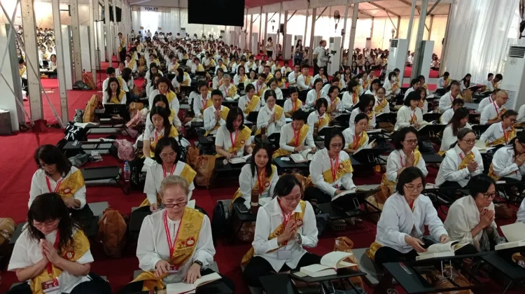 Indonesia Tipitaka Chanting Bertepatan 50 Tahun Sangha Theravada Indonesia