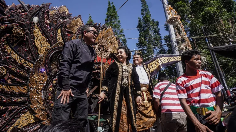 Rawat Warisan Sejarah Salatiga, Kirab Budaya SABET Satukan Ribuan Warga