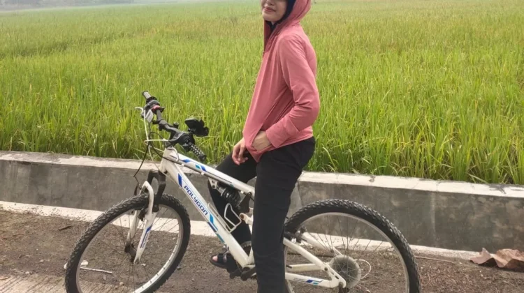 Benarkah Bersepeda Lebih Ramah untuk Lutut Dibanding Berlari?