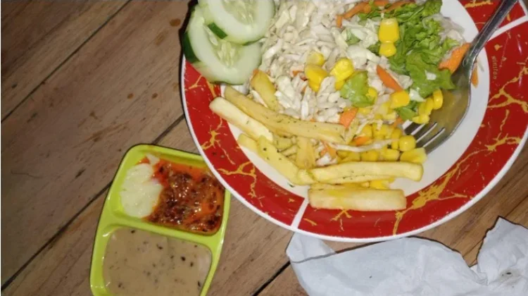 Kombinasi Sayuran Segar Jadikan Salad Lezat dan Menyehatkan