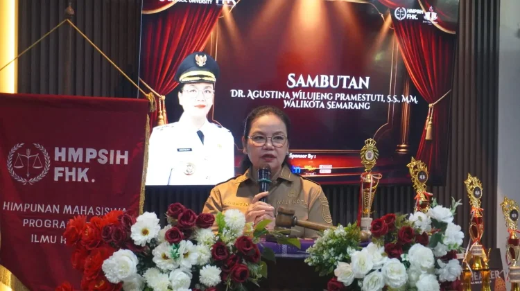 Kompetisi Debat SCU, Wali Kota Semarang Soroti Pentingnya Berpikir Kritis di Era AI