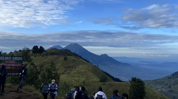 Gunung Prau, Destinasi Favorit Pendaki Gen Z