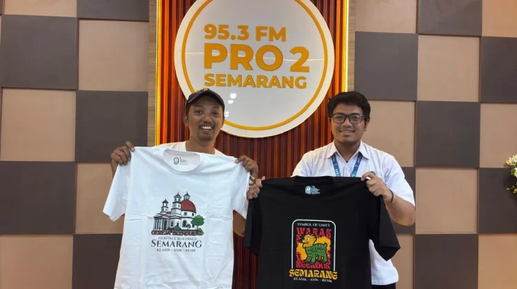 UMKM MasRT9 Kenalkan Ikon Wisata Semarang Lewat Kaos Kreatif