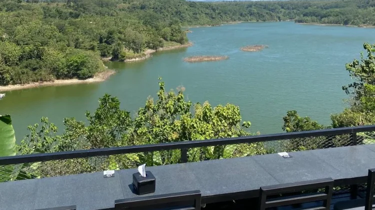 Nocasta Terrace, Hidden Gem Baru dengan View Waduk Jatibarang