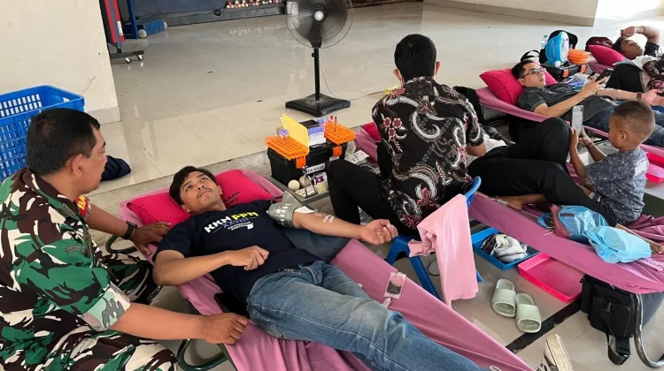 Cek Kesehatan Gratis, USM Tingkatkan Kualitas Kesehatan Warga Trimulyo Genuk
