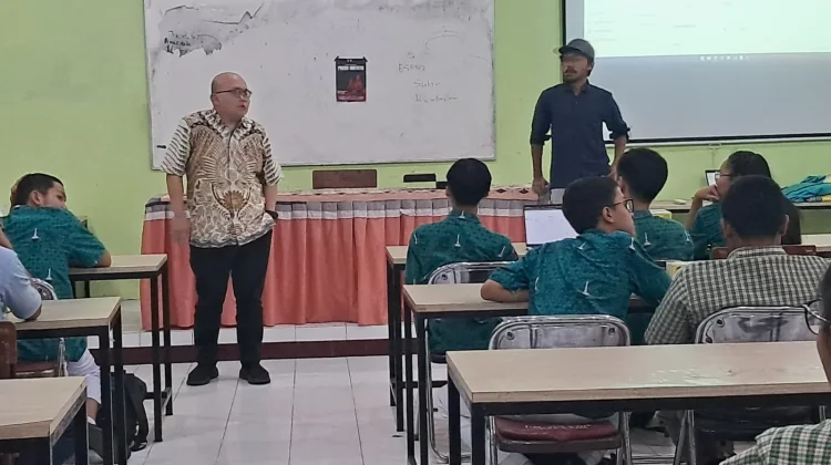 USM Perkenalkan Teknologi IoT melalui Pelatihan Mikrokontroler bagi Pelajar SMA