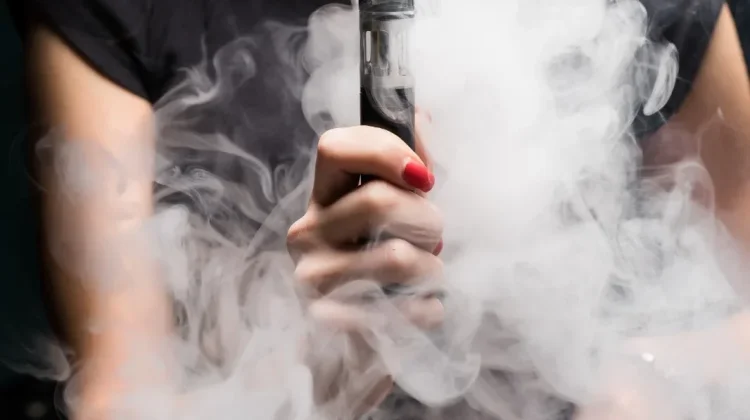Benarkah Vape Lebih Aman daripada Rokok Konvensional?