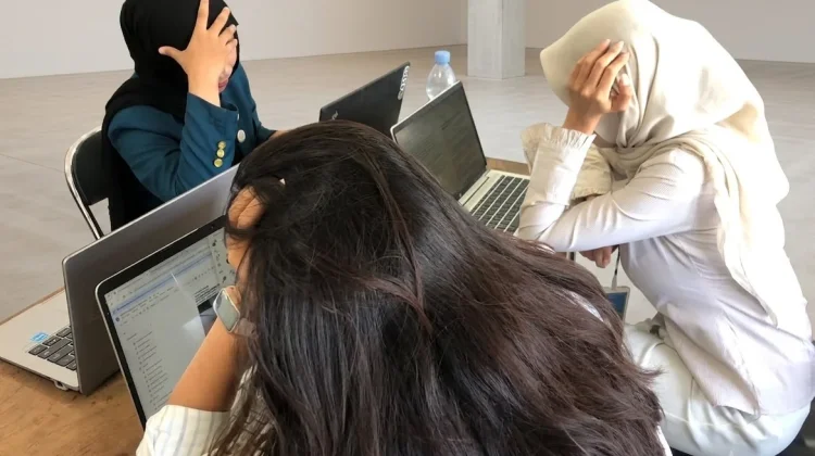 Burnout Akademik Menghantui Mahasiswa jelang Ujian