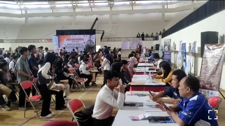 Hadirnya Kawasan Industri Kendal Turunkan Jumlah Warga Bekerja ke Luar Negeri