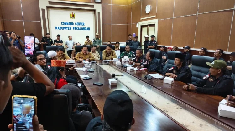 Audiensi dengan Pemkab Pekalongan, LSM Pejuang 24 Desak Transparansi Birokrasi