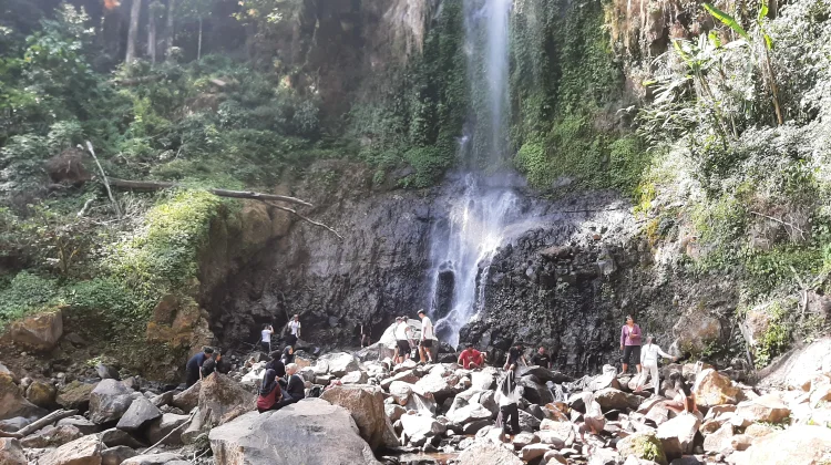 Curug Secepit, Tawarkan Pesona Alami yang Menyejukkan