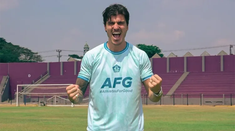 Pertajam Lini Depan, Persik Kediri Resmi Datangkan Striker Spanyol Sergio Castel