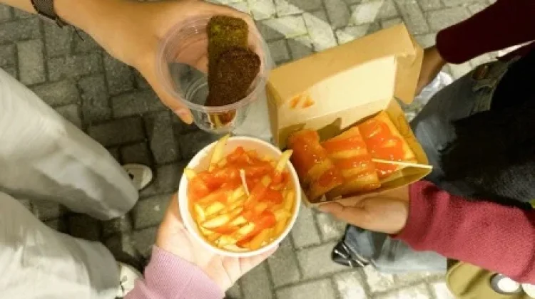 UMKM Kaki Lima Menjadi Penggerak Keramaian Ruang Publik