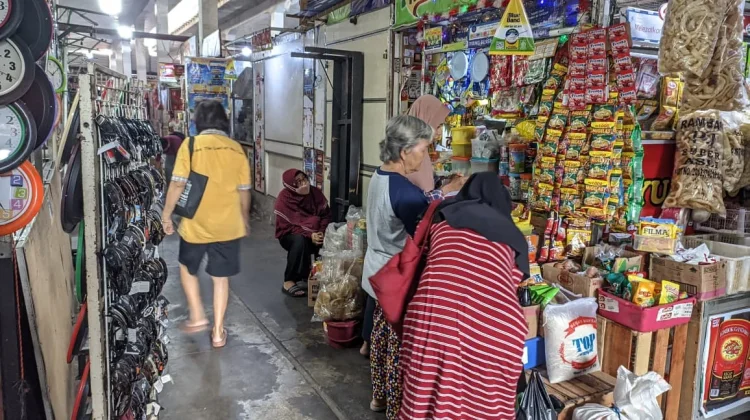 Hadapi Gempuran Minimarket, Pasar Peterongan Ubah Citra Kumuh Pasar Tradisional