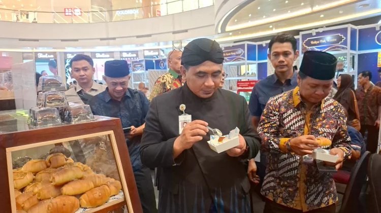 Festival Jateng Syariah Perkuat Industri Halal, UMKM Raup Omzet 5 Kali Lipat