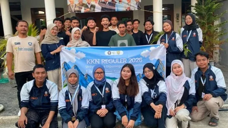 Mahasiswa KKN Undip Sulap Limbah Bonggol Jagung Jadi Briket Bernilai Ekonomi