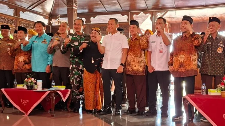 HUT ke-64 PWRI, Bupati Kudus Ajak Wredatama Terus Jadi Mitra Strategis Pemda