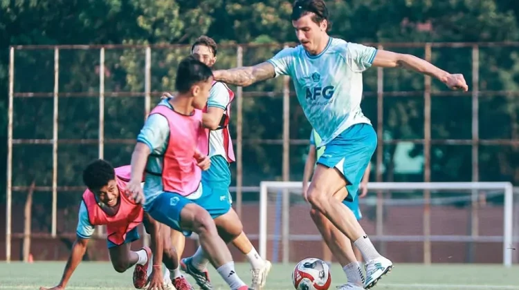 Sergio Castel Jadi Harapan Baru Lini Depan Persik Kediri