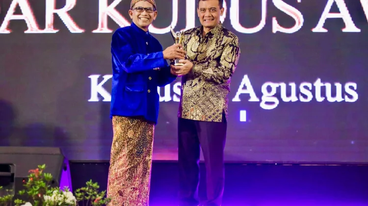 Terobosan Pendidikan Hingga Investasi Antar Luthfi Raih Penghargaan Bergengsi