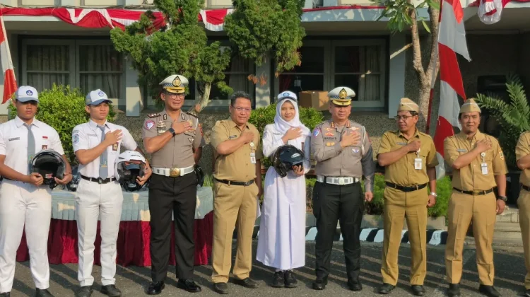 Pelajar Belum Punya SIM, Dirlantas Polda Jateng Imbau Gunakan Transportasi Aman
